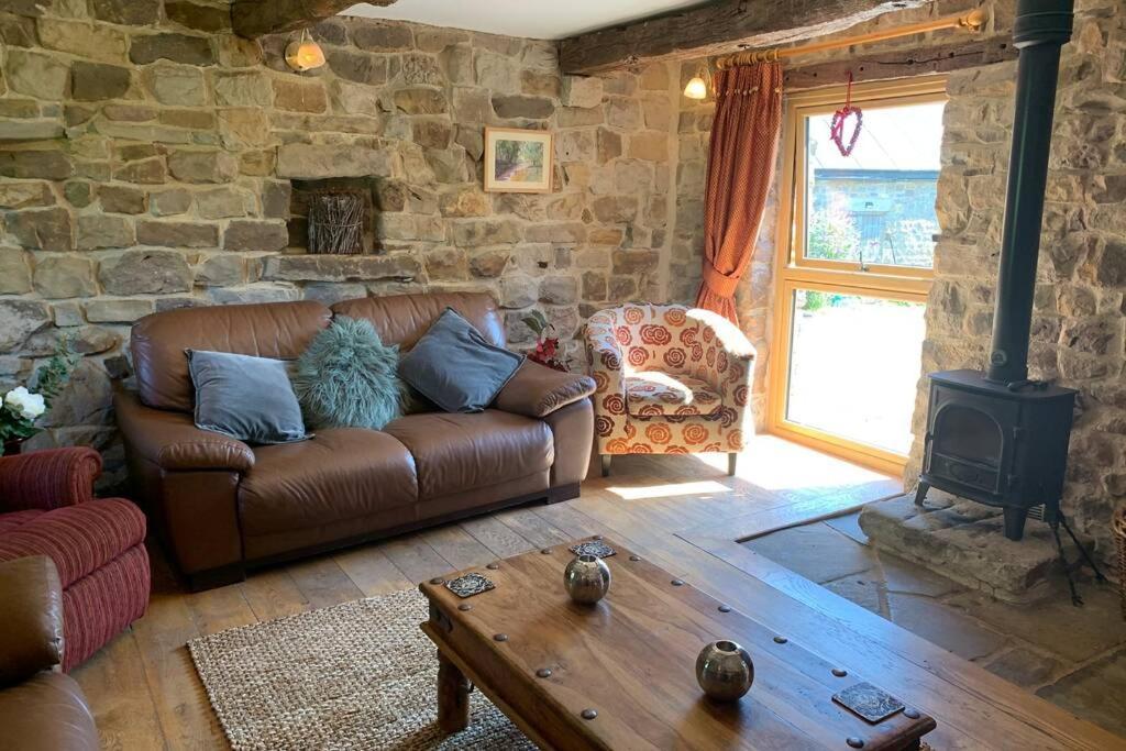 Stunning Secluded Peak District Luxurious Barn Villa Leek Exteriör bild